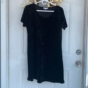Socialite black crushed velvet dress size XL